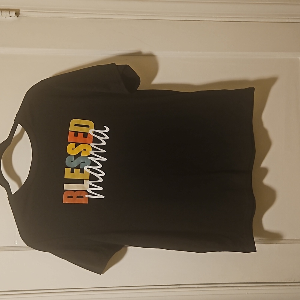 💖5/15.00  Blessed  Mama Tshirt  BUNDLE  AND SAVE 💖